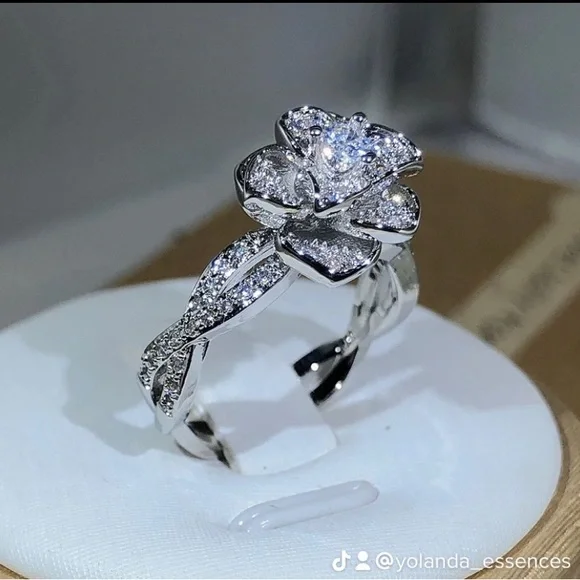 NEW 925 ROSE RING - Picture 3 of 3